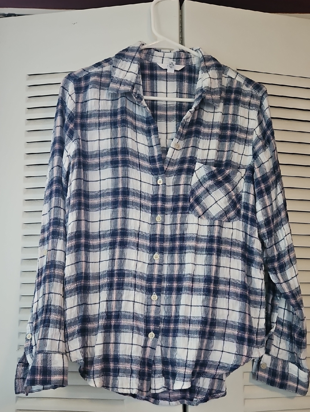 Time and Tru Blue and White Plaid Button-Up Shirt